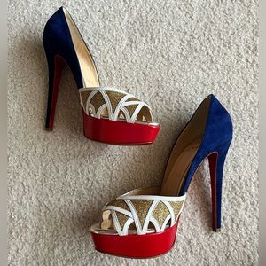 CHRISTIAN LOUBOUTIN RED BOTTOM HEELS
